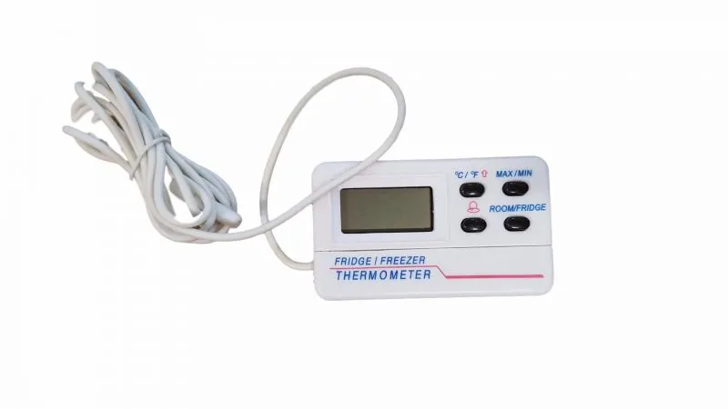 28L Nomad Medical Cool Box with Alarmed Thermometer (incl.VAT)