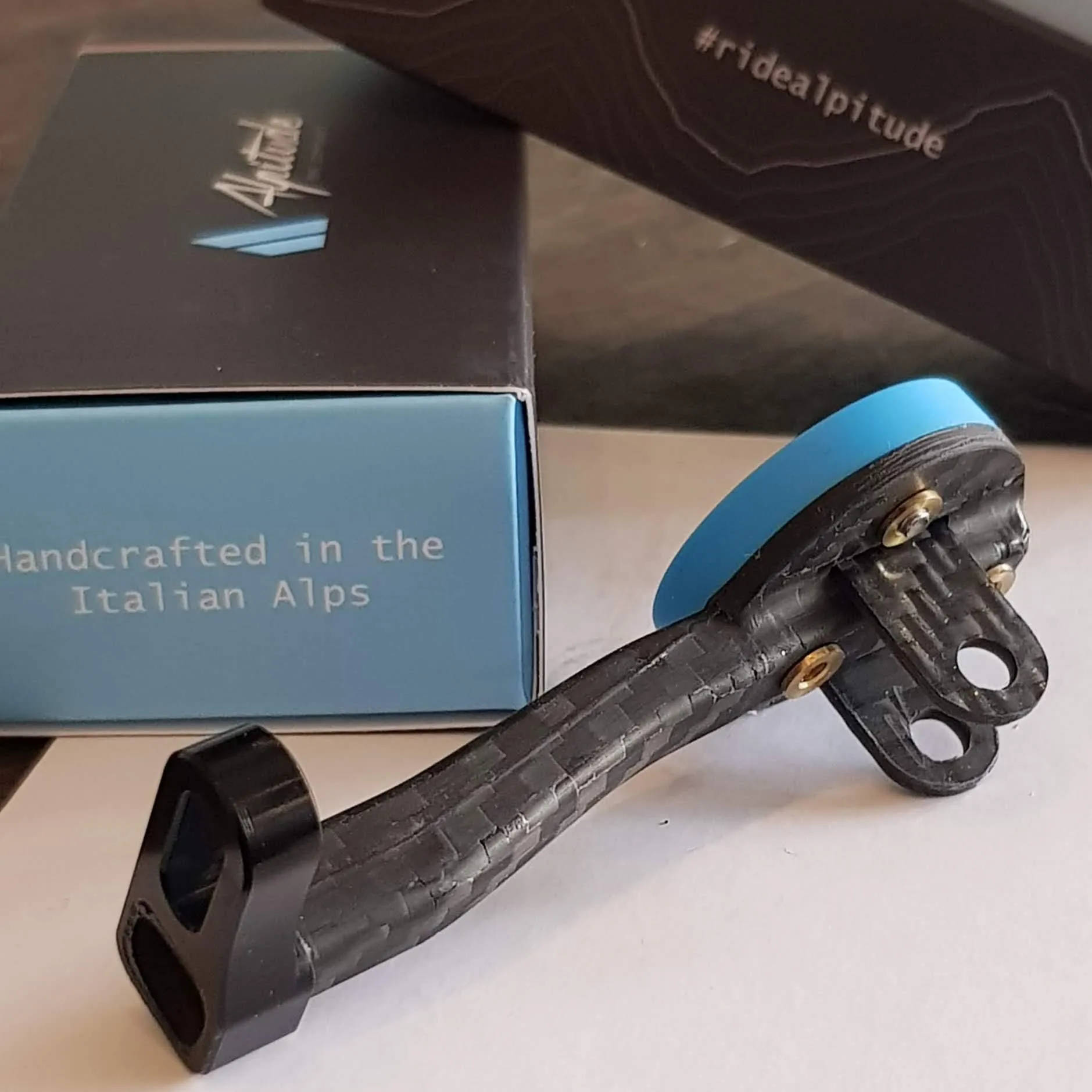 ALPITUDE CARBON COMPUTER MOUNT (WITH CAMERA OR LIGHT COMBO)