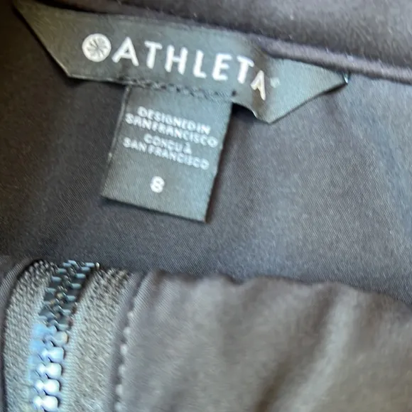 Athleta Quilted Black Jupe Apres Ski Skirt Black size 8 NWT
