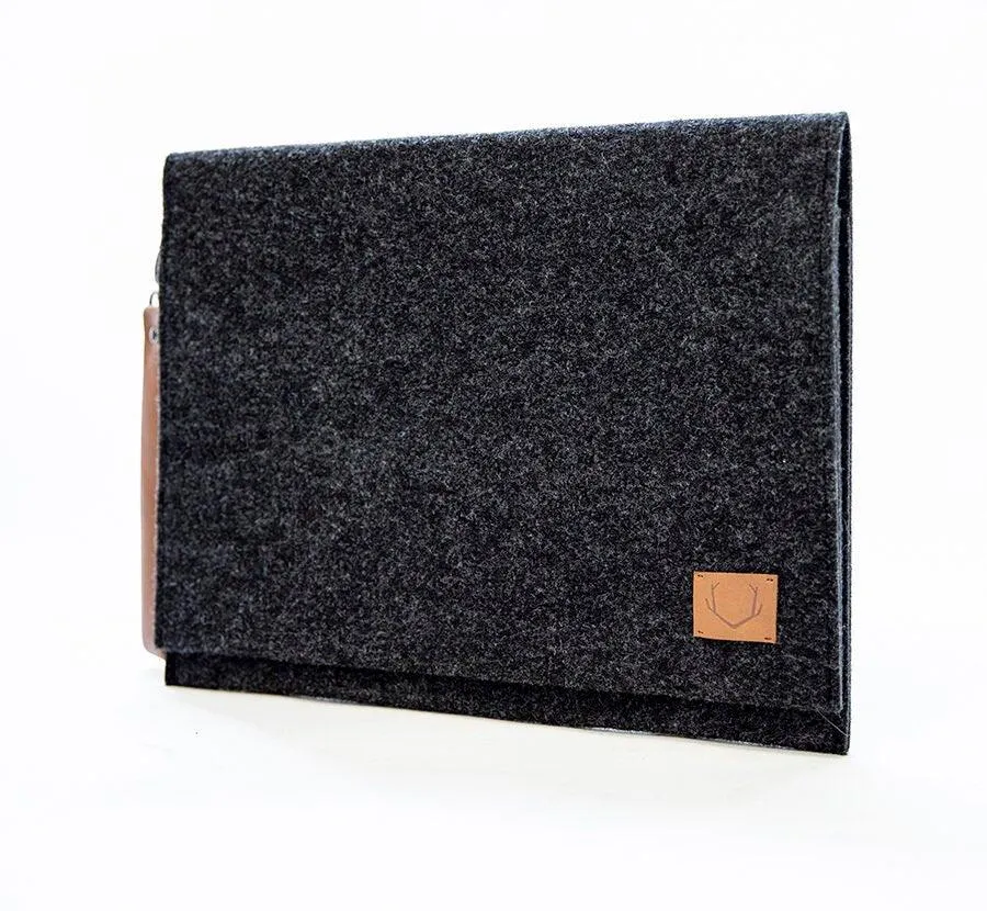 Berg 13 - Black