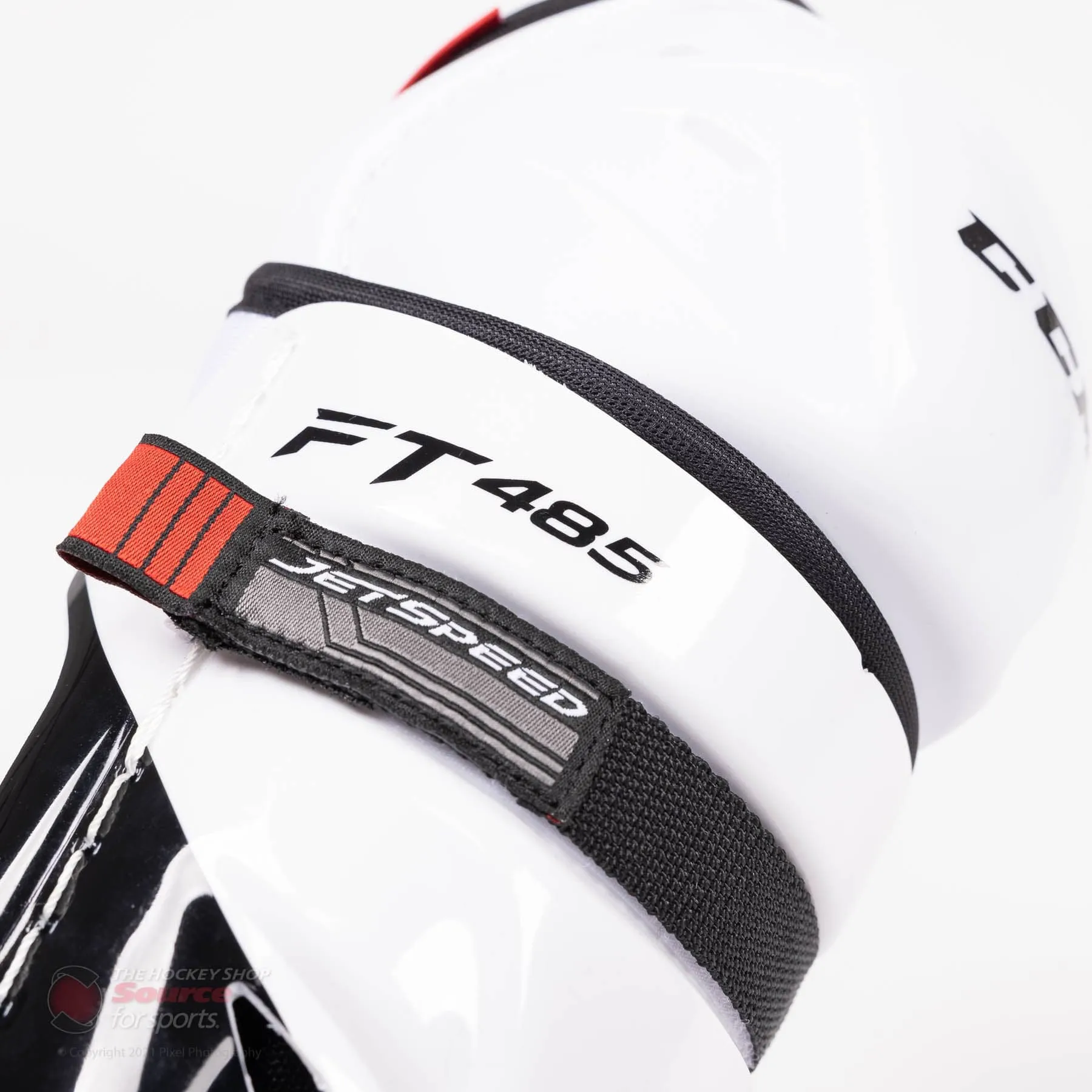 CCM Jetspeed FT485 Junior Hockey Shin Guards