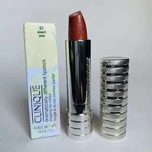 Clinique Kisses Dramatically Different Lipstick Lip Shaping Color in Ltd. Ed. Silver Case, 0.10 oz. / 3 g •• (20 Red Alert) ••