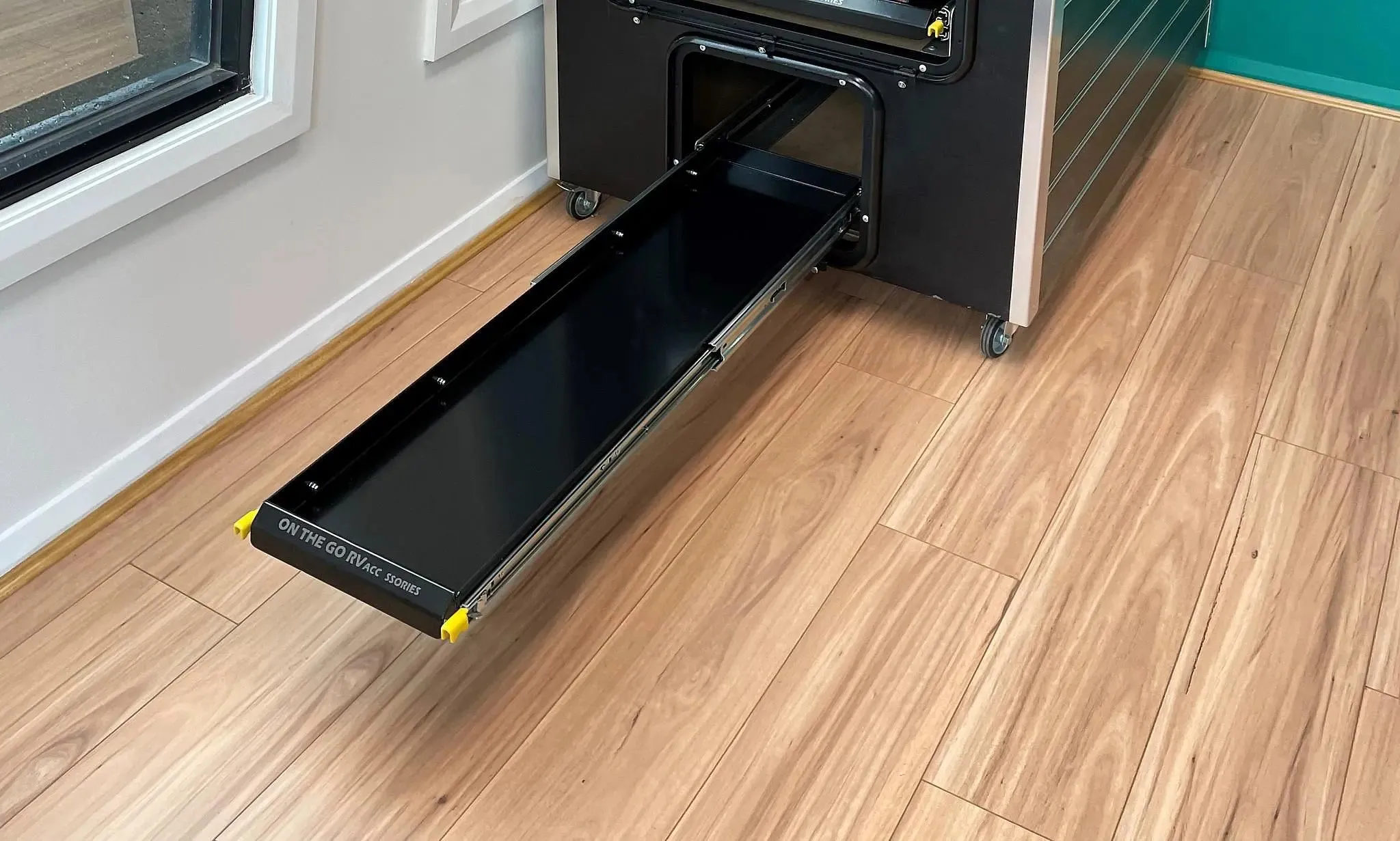 DS265 Tunnel Boot Slide from On The GO RV