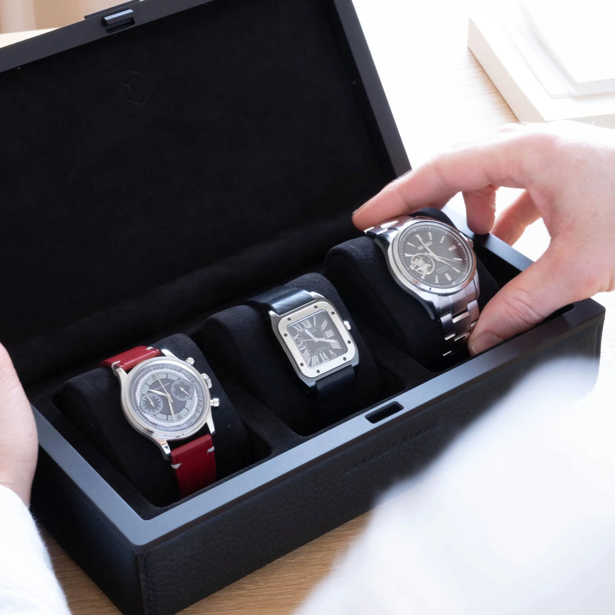 EATON 3 WATCH CASE - BLACK / BLACK