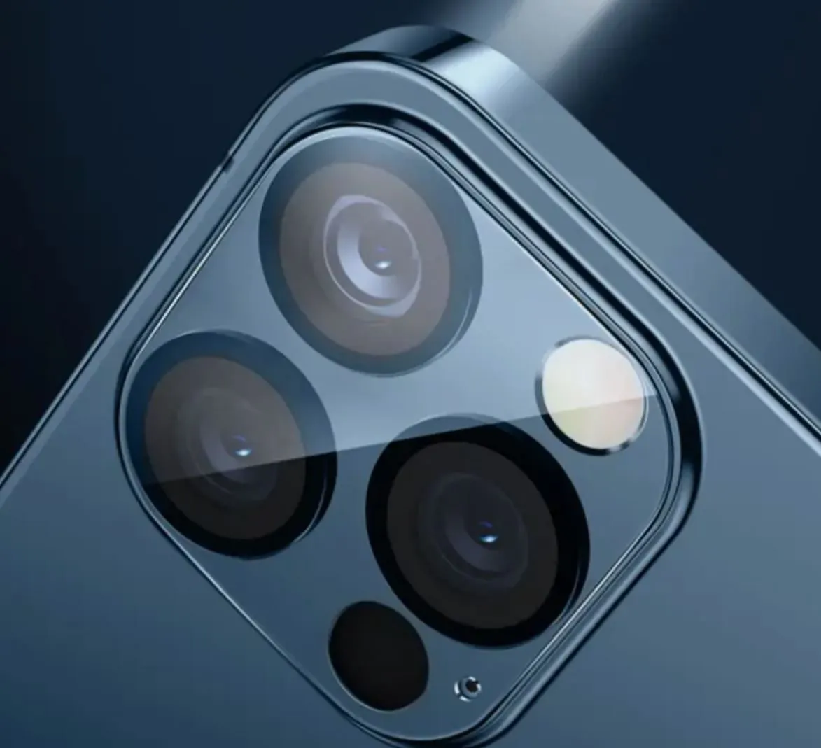 iPhone 15 Camera Lens Protector