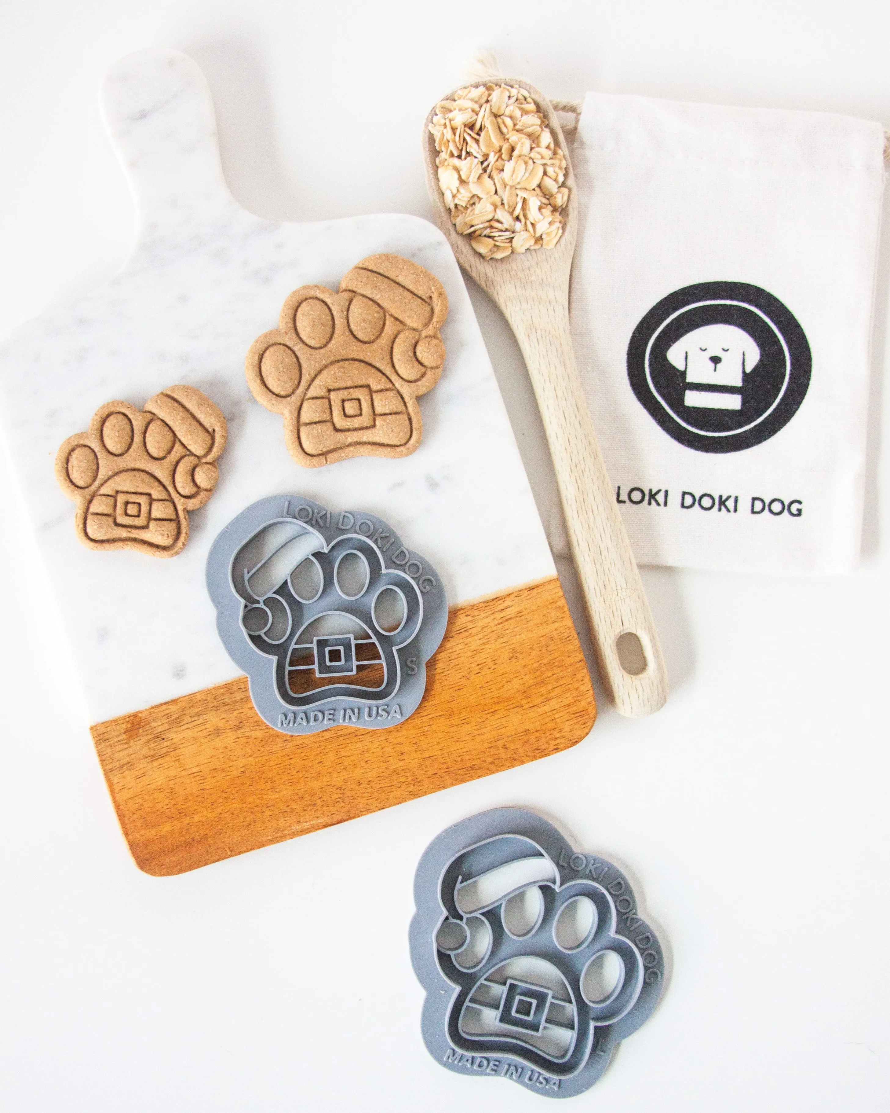 Jolly Santa Paws with Hat & Belt Dog Biscuit Cookie Cutter