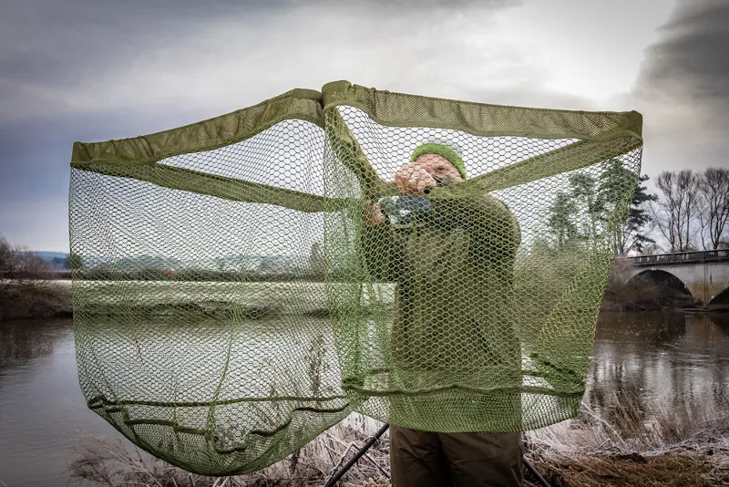 KORUM Folding Latex Triangle Net