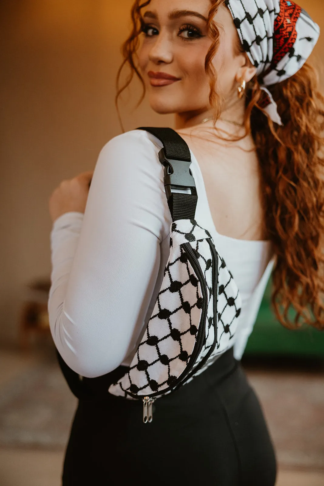 Kuffiyeh Black & White Fanny-Pack - Handmade with Adjustable Strap