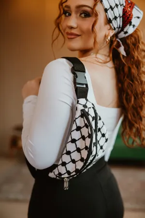 Kuffiyeh Black & White Fanny-Pack - Handmade with Adjustable Strap