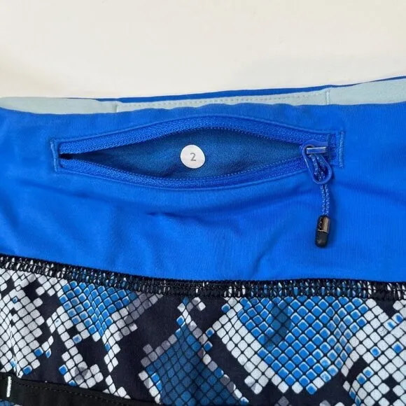 Lululemon Blue Snakeskin Speed Up Shorts Lined Size 2 Running Athletic