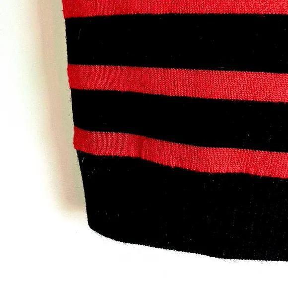 Marc Jacobs Red Black Stripe Wool Knit Skirt Size Small NWT