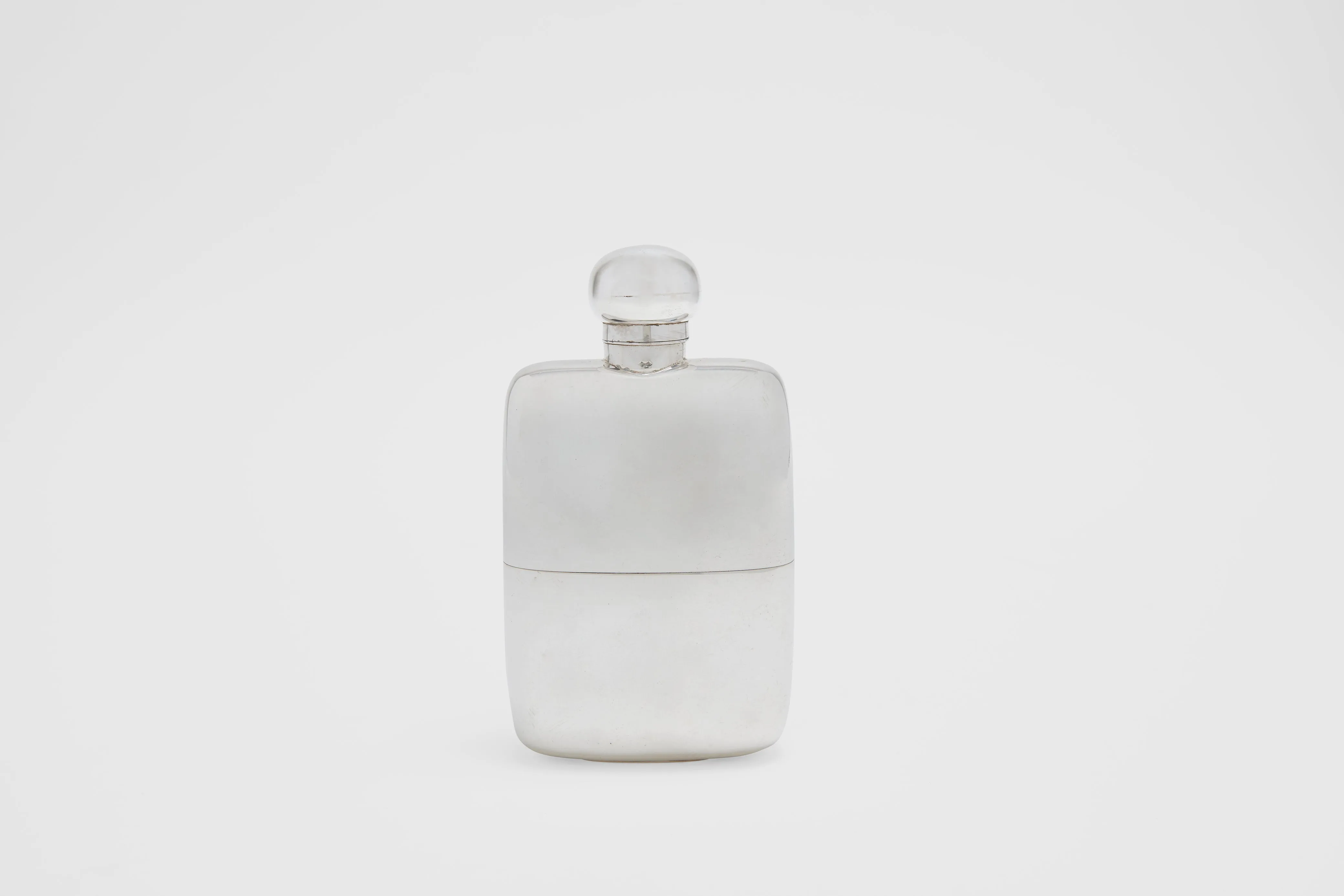 Medium Drinking Flask with Removable Cup