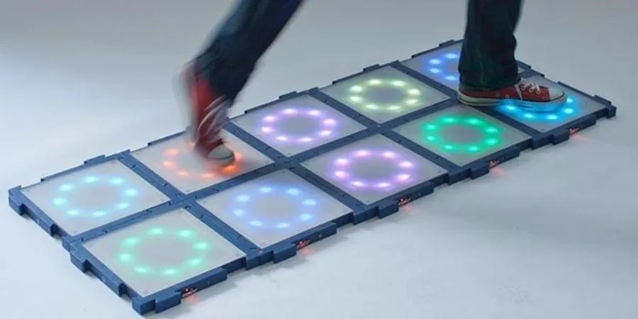 Moto Tiles