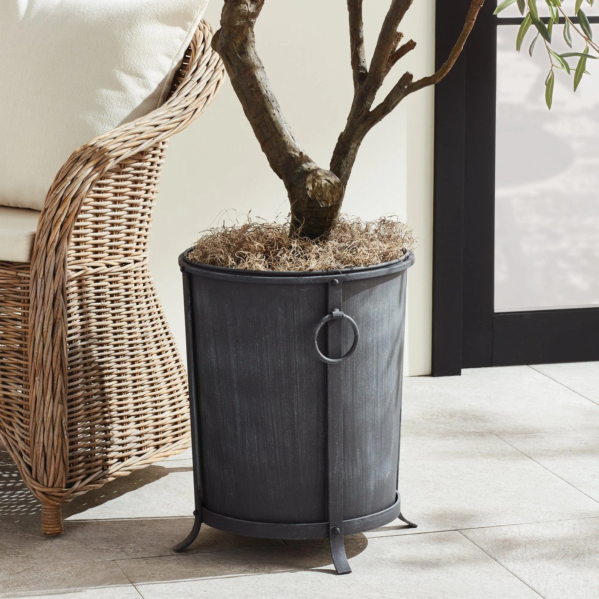 Oberon Planter Medium