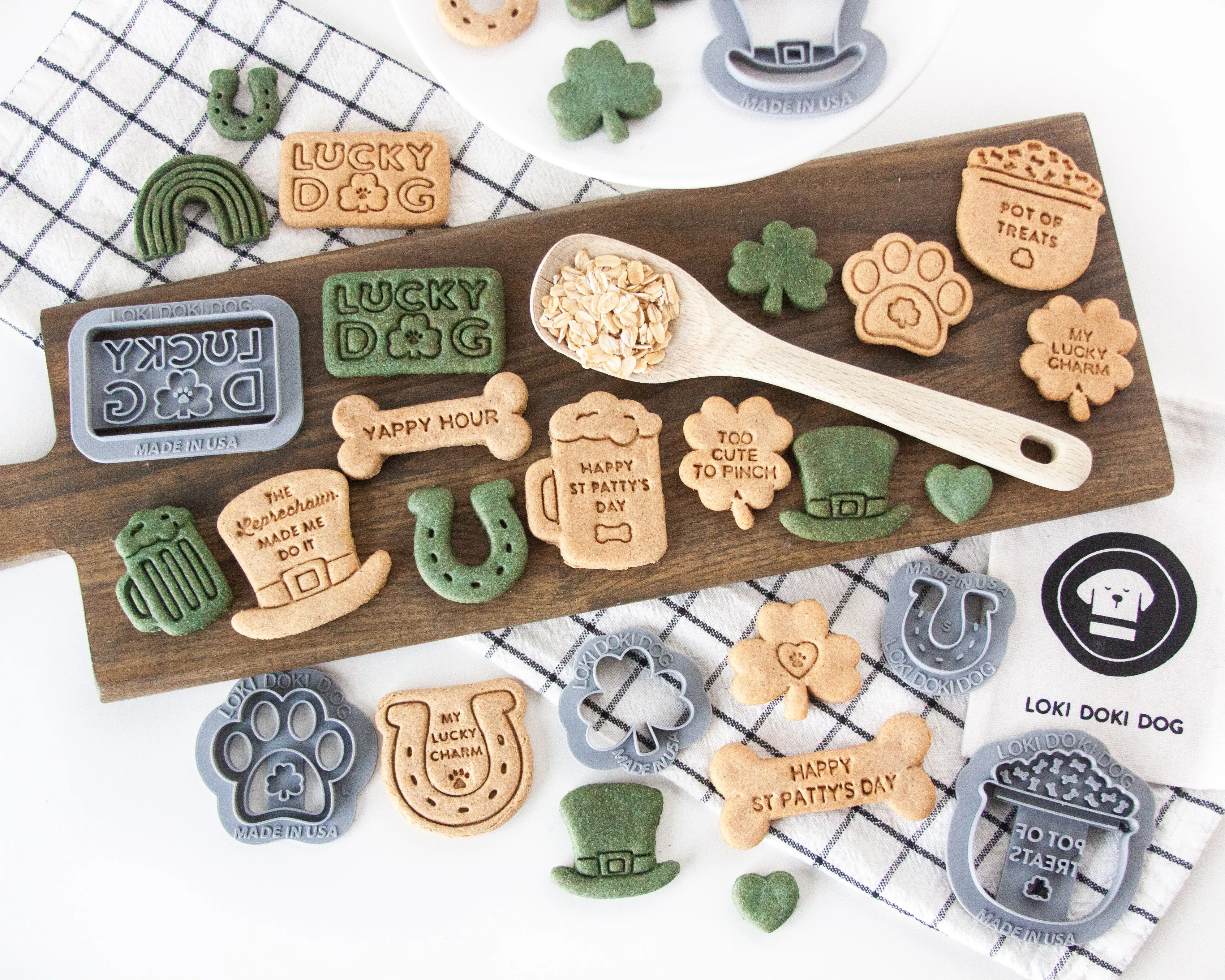 PAW Shape St Patrick's Day Dog Biscuit Cookie Cutters (4 Styles)