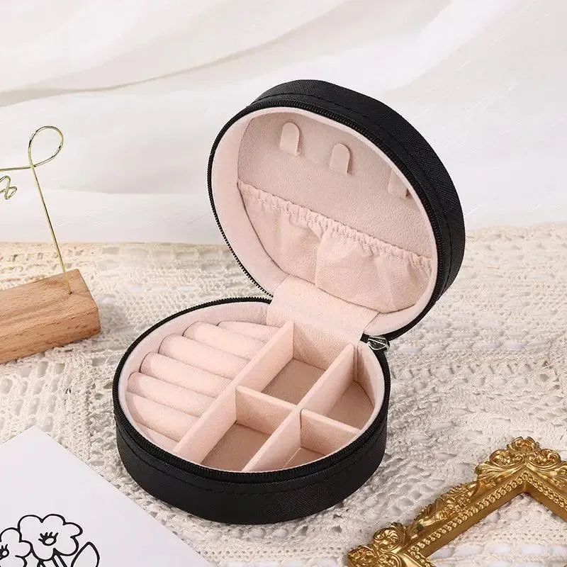 Portable Round Jewelry Box Necklaces Earrings Rings Jewelry Organizer Display Travel Jewelry Case Boxes Pu Leather Storage Box