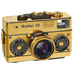Rollei 35 Classic Gold 75th Anniversary Limited Edition with Sonnar 2,8/40mm Lens