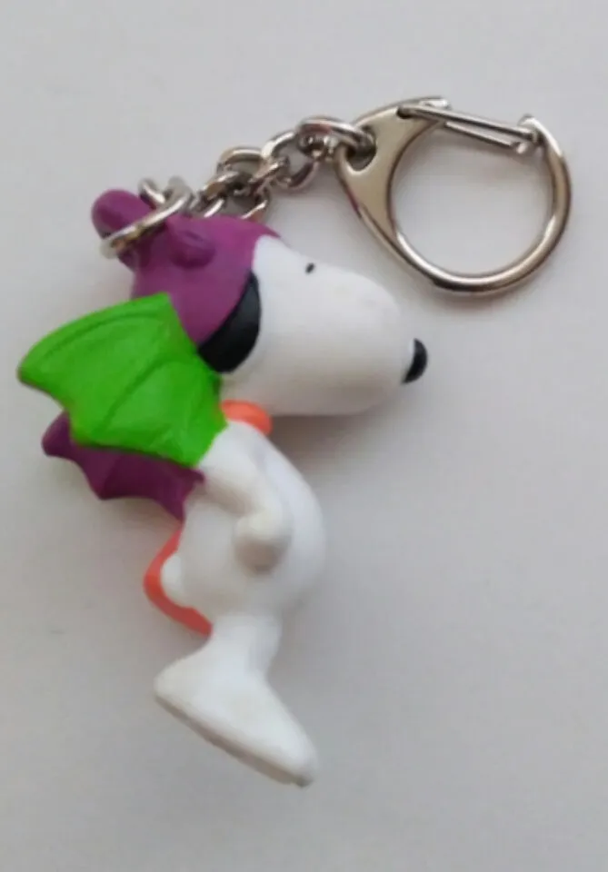 Snoopy Keychain Coat Clip Halloween Bat