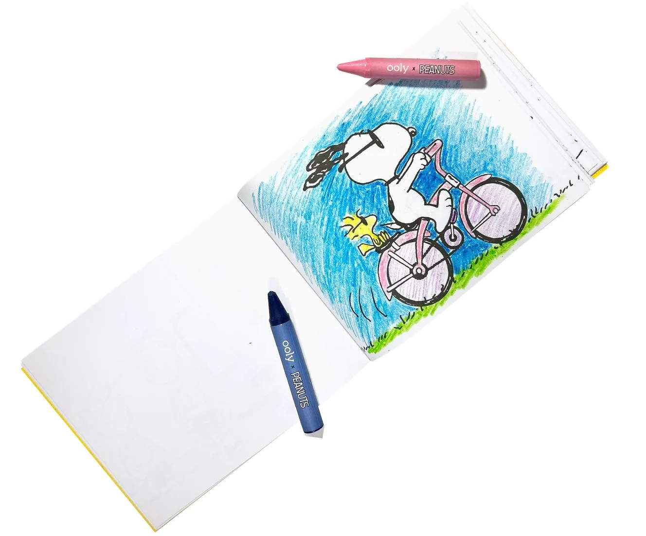 Snoopy School Coloring Travel Kit -9 Crayons
