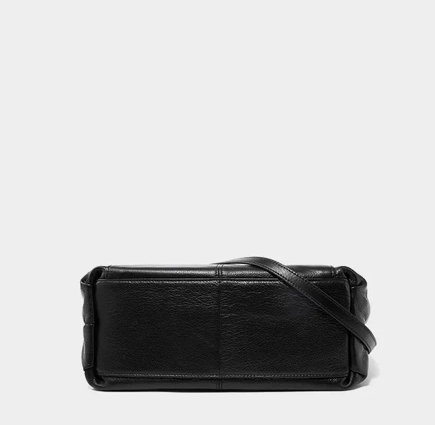 The Work-to-Weekend Carry Tote