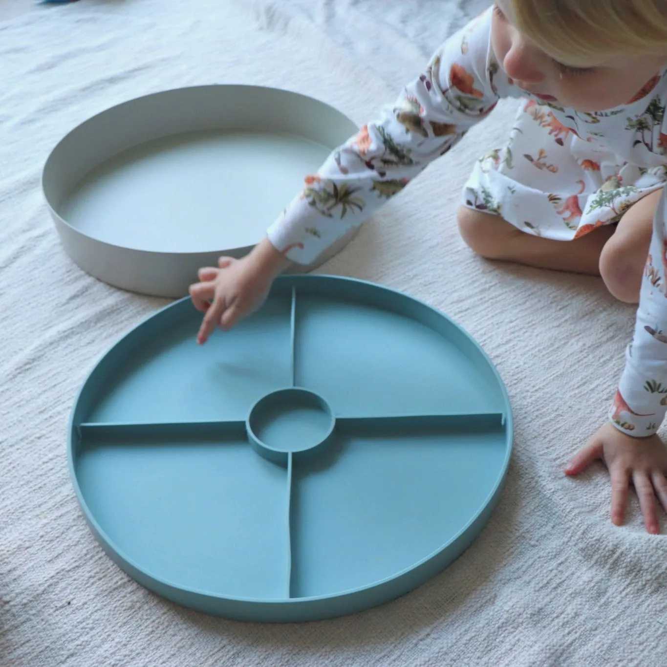 Tray Play