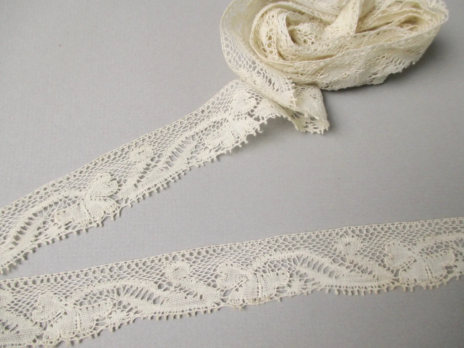 Vintage 1920s Lingerie Lace trim