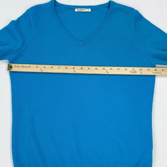 Woolovers Womens Wool Cashmere Blend V-Neck Sweater Medium Azure Blue