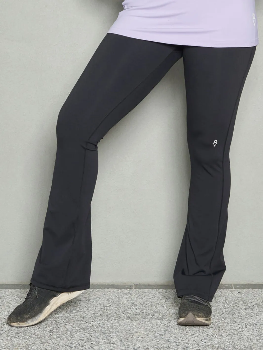 ZHOORA Basic - All Go Bootleg Pants in Coal Black